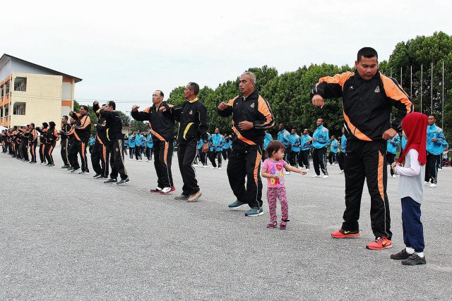 HARI SUKAN NEGARA PERINGKAT INSTITUSI